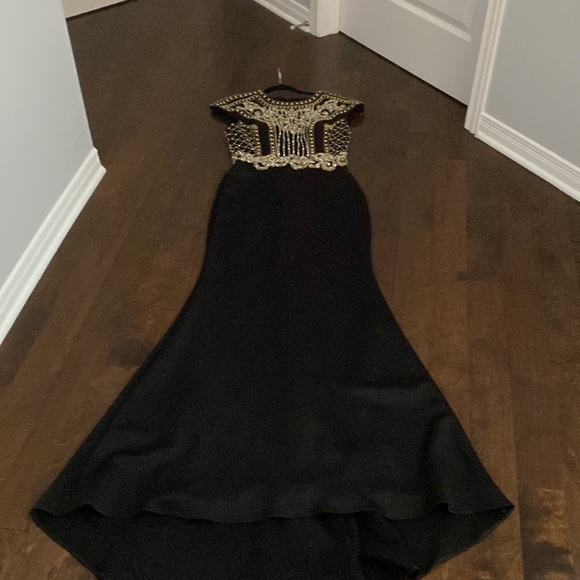 Elegant evening black dress scoop neck floor length sleeveless sequined, size 6 - Picture 4 of 11